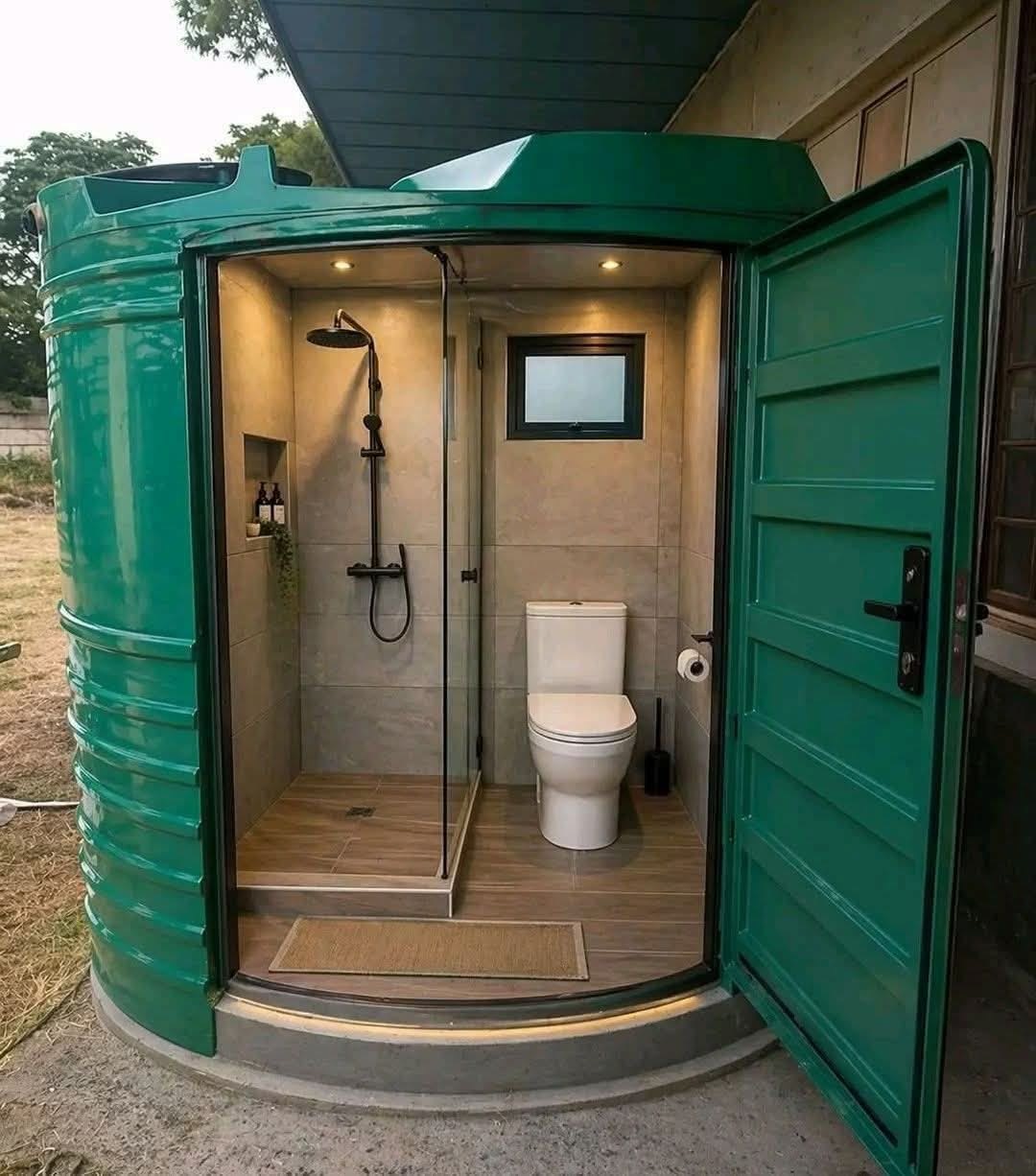 Outdoor Bathroom SPA Pallet
