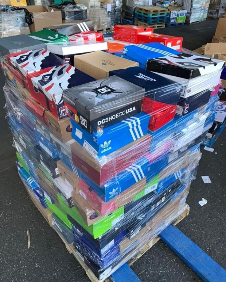 Shoes Pallet