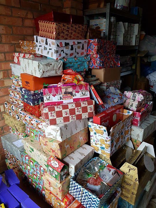 Christmas Box Pallet